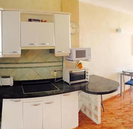 Nuevamar Apartman Arona